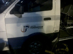 penerangan truck umno lembah pantai counter rally