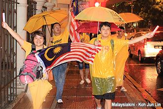 killthebill bersih 2 one year anniversary vigil 070912 on the march along jalan tun perak