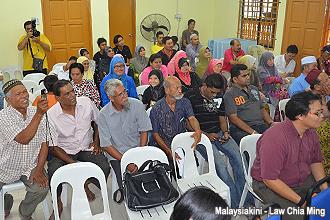 lim guan eng visit kampung batu uban 210812 03