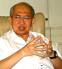 tengku razaleigh interview 010806 serious