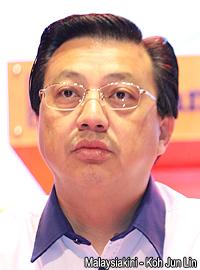 mca youth agm 201012 liow tiong lai