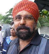 Darshan Singh kampung railway resident