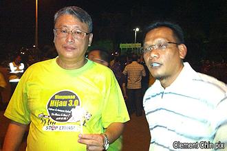 candle light vigil at kuantan port 221112 clement chin