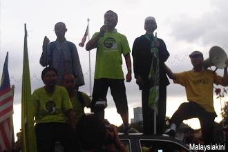 green march reaching dataran 251112 wong tack speech 03