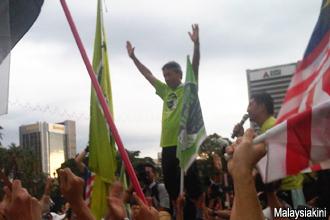 green march reaching dataran 251112 wong tack speech 06