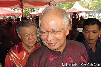 mca chinese new year open door 100213 05 najib chua soi lek