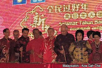 mca chinese new year open door 100213 02