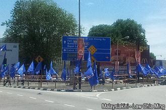 bn flag all over penang 100213 04
