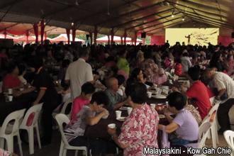 mca chinese new year open door 100213 30 crowd