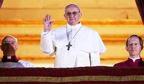 Pope: Wrong to identify Islam with violence