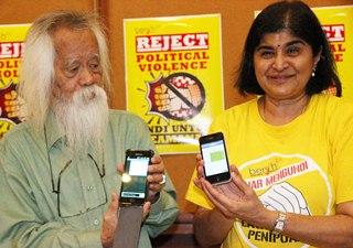 Bersih co-chairpersons A Samad Said and Ambiga Sreenevasan sms