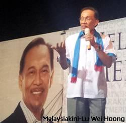 anwar announce william leong candidature for selayang 230313 2