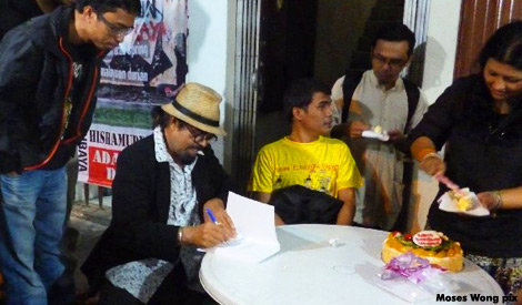 Terima kasih dariku