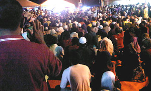 anwar ceramah batu pahat crowd 240413 pledge