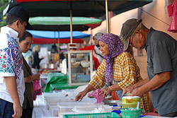 hari raya ramadhan stalls 021006 02