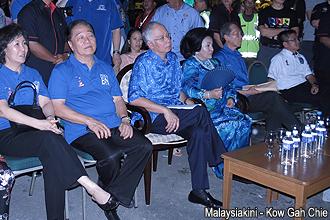najib in sibu 270413 07