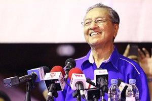 mahathir mohamad in putrajaya ge13 2