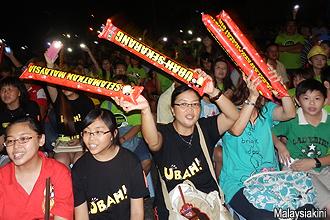pahang bentong democracy concert 270413 crowds