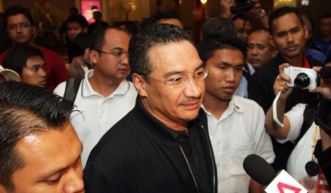 Spekulasi 'Datuk Seri' Razif ditarik balik, Hisham minta tenang