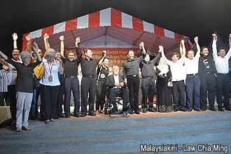 penang save democracy rally 180513 pakatan leaders 02
