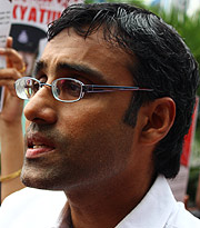 pkr dharmendran dang wangi police 260513 surendran