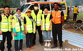 505 camping camp occupy padang merbok 230613 medics