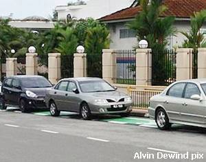 penang green cycling lane bicycle 110813 2