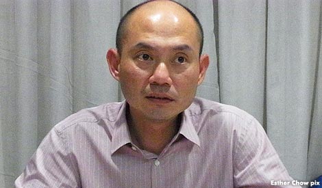 Gov't drops move to suspend Lip Eng after retraction offered