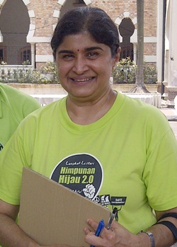 s ambiga at himpunan hijau signature campaign in Dataran Merdeka