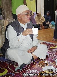 hadi awang sg limau 211013 01