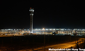 Penerbangan Cargolux mendarat cemas di KLIA, kokpit terbakar