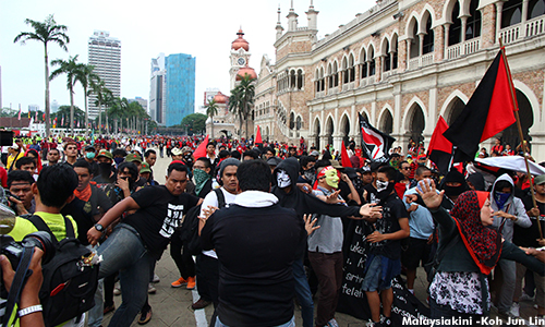 Cameramen lodge report over May 1 attack