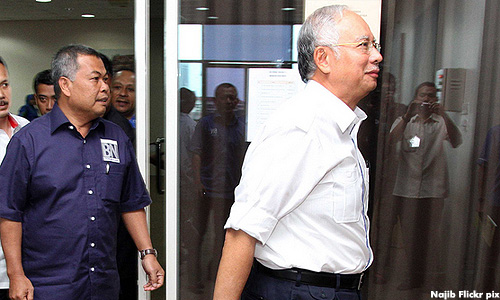 Isu MB: Tanya Najib, tanya Razif