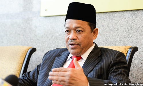 Minister: Opposition are heroes who arrived late to defend rulers