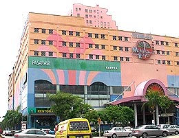adam yong abdullah plaza melaka raya corruption 130307 front 02