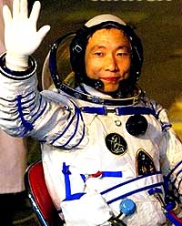 china astronaut space programme rockets 140307 first astronaut
