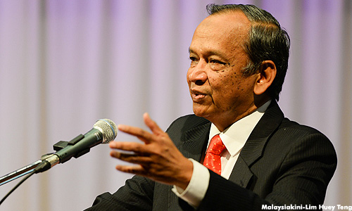 College buys RM800 digital scale at RM8,000 each