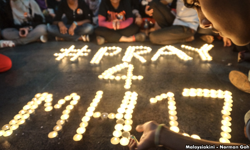 MH17: Families gather for briefing, memorial ceremony