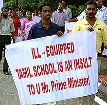 jerit tamil school parliament protest 290307 ill