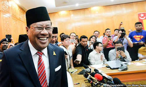 Khalid dedah 'parti lama' pun cuba sunting dia bertanding