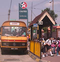 chinese school inconvenience 190104 caltex petrol station