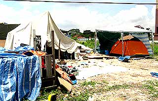 kg berembang demands pc 170407 tents