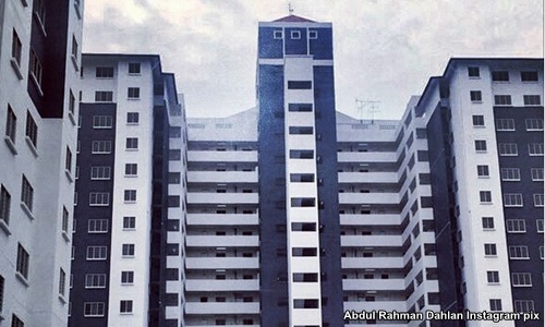 隆市拨一亿为公屋刷漆<br>首二层画壁画换新面貌