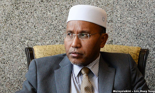 PAS to collect donations from members for '90m' suits