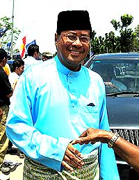 ijok election day sungai darah 280407 khalid ibrahim