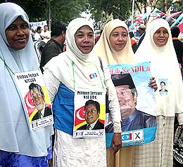 ijok election day turmoil 280407 pkr women