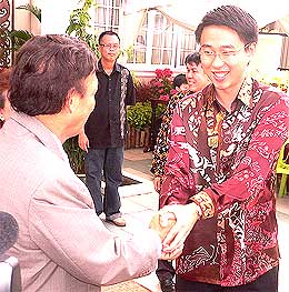 spdp prs sarawak merger 010607 larry greets mawan