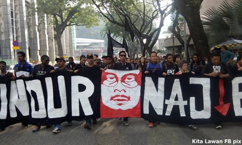 High Court to hear activists' challenge to Peaceful Assembly charge