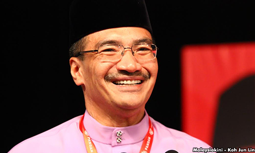 Hisham 'pelik' lihat Dr Mahathir