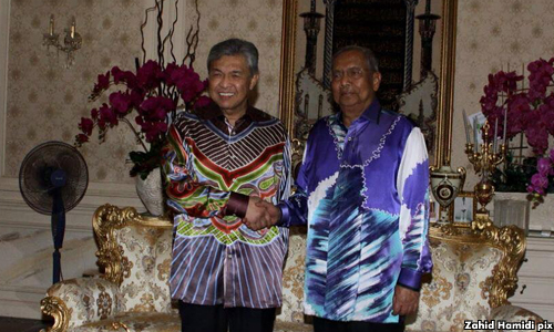 Zahid sifatkan 'Tok Nan' pemimpin luar biasa